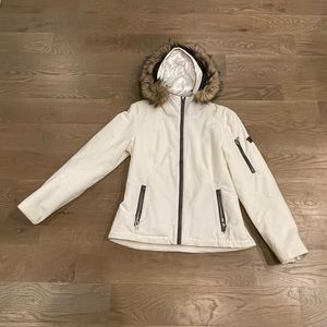 Skea women’s white ski jacket with faux fur side 8
